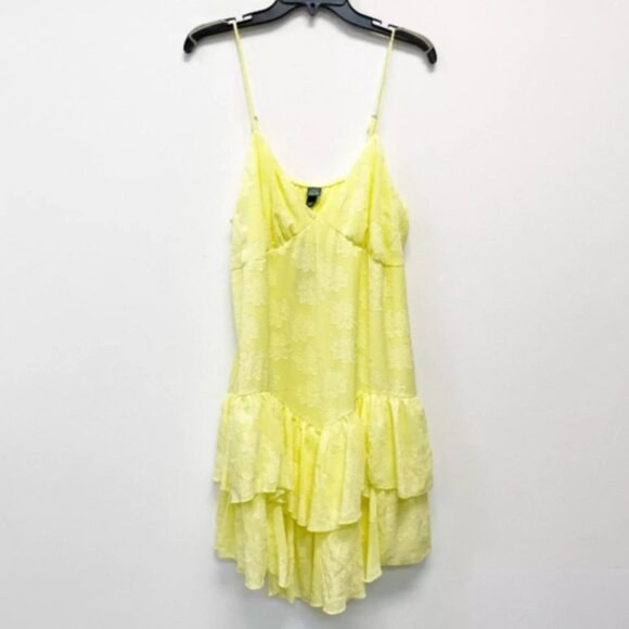 Wild Fable Women's Triangle Cup V-Neck Tiered Mini Yellow Ruffled Skirt Dress - Picture 5 of 6